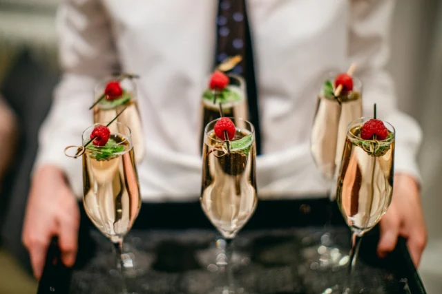 The celebrations begin the moment you arrive! 
Welcome drinks at Pelham House are more than a gesture — they’re the first toast to your unforgettable day. Served with charm, surrounded by Georgian elegance, and shared with the people who matter most.🥂✨

Want to take a closer look? Head to the link in our bio to book your visit to Pelham House now!

📷: @fazackarley

#PelhamHouseWeddings #WeddingDayMoments #UKWeddingVenue #Weddings #LewesWeddings #YourDayYourWay #WeddingInspo #PelhamHouse #Drinks #WelcomeDrinks #Celebrate