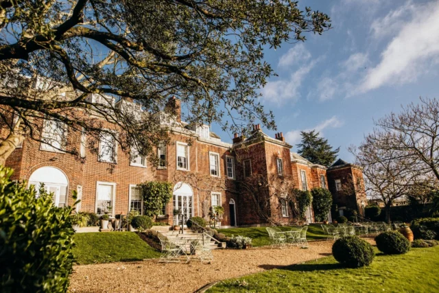 ✨ Nestled in the heart of Lewes, East Sussex, Pelham House blends timeless Georgian character with modern luxury.
Just moments from the South Downs National Park and a short journey from Brighton, our historic house is the perfect escape for unique weddings and events.

📍 Pelham House, Lewes. Discover a destination where history meets contemporary cool.

📷: @jacobmalinskiphoto

 #Lewes #EastSussex #SouthDowns #PelhamHouse #WeddingVenue #UKWeddings #WeddingInspo #GeorgianHouse #History