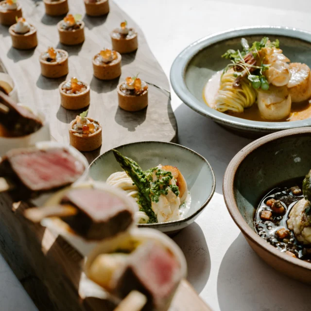 Experience exceptional wedding catering at Pelham House, Lewes — from delicious canapés to perfectly presented starters, every bite is matched with impeccable service. ✨

Imagery by @studiorougephotography 

#PelhamHouse #PelhamHouseLewes #lewes #weddingfood #foodie #weddings #Brightonweddings #UKweddings #ukweddingvenue #finedining