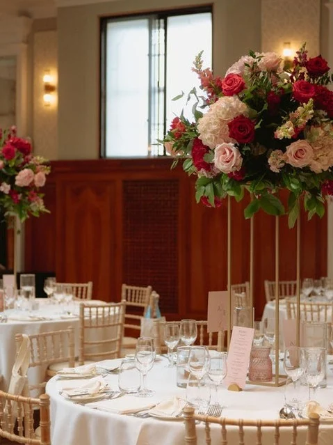 Let’s talk table styling ✨
What’s your favourite wedding table detail at Pelham House? Comment below 👇

Imagery from: 
Girl and Glass photography
@simonklewisphotography
@samanthapellsphotography
@stanseatonphotography
@charlotterebeccaphoto
@olegs_samsonovs

#pelhamhouse #pelhamhouseweddings #weddinginspo #ukweddings #exclusiveuseweddingvenue #lewesweddings